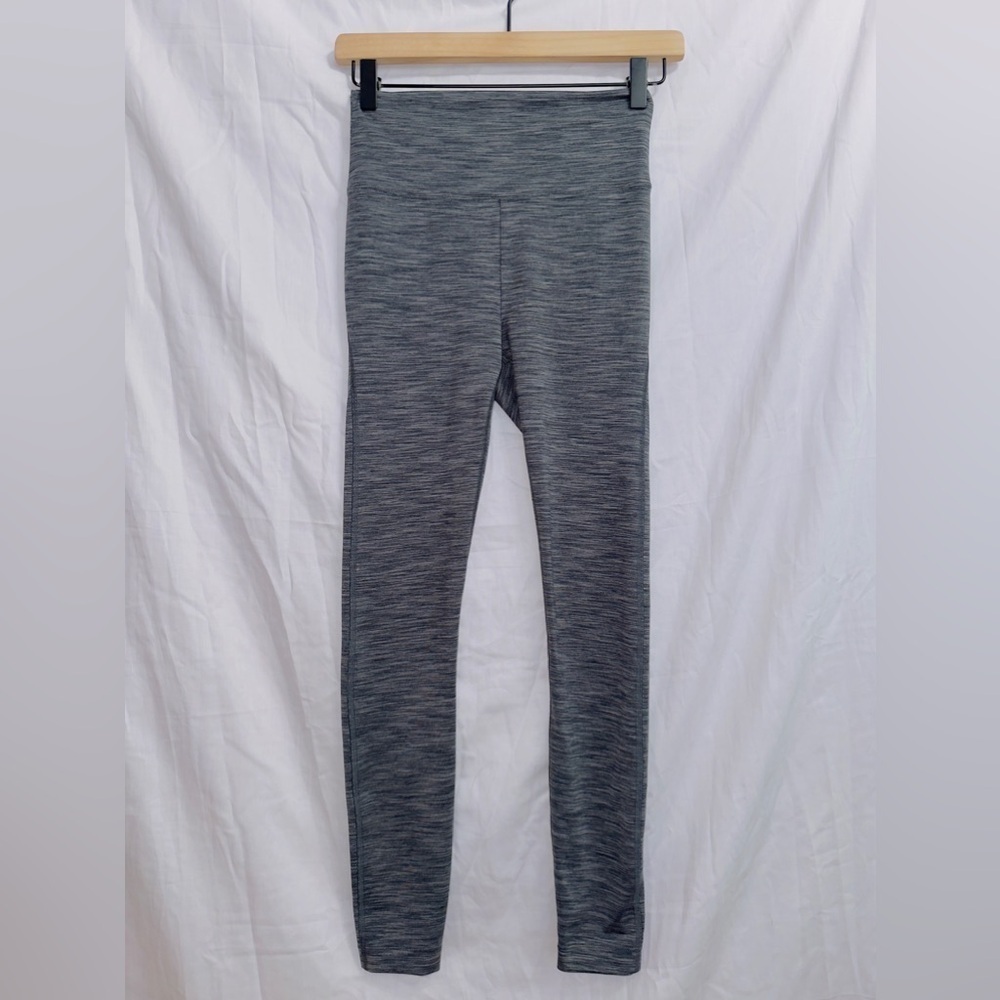 Outdoor Voices Gray Spacedye Freeform 7/8 Length Athletic Leggings size XS